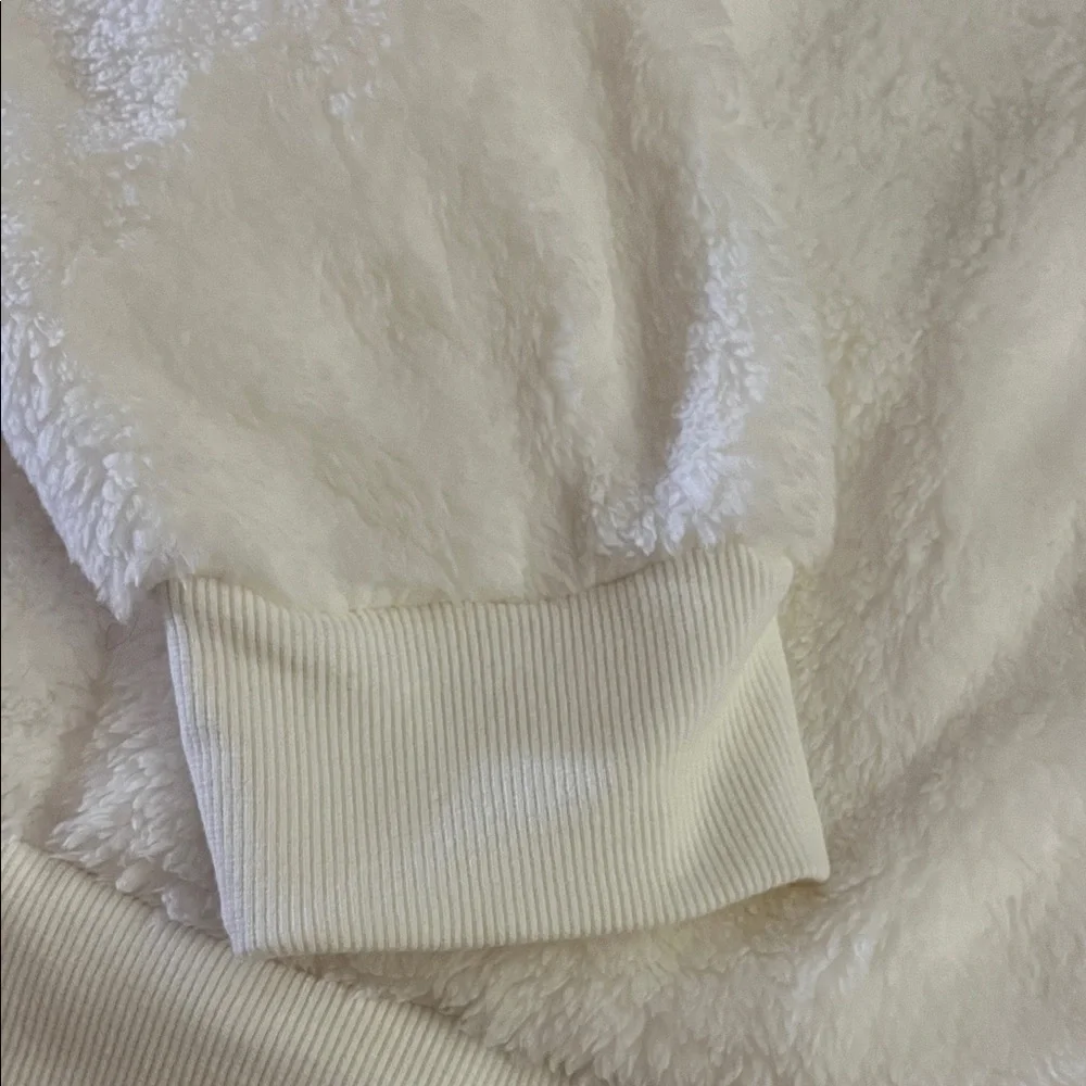 Cozy White Fleece Pullover - Picture 2 of 6